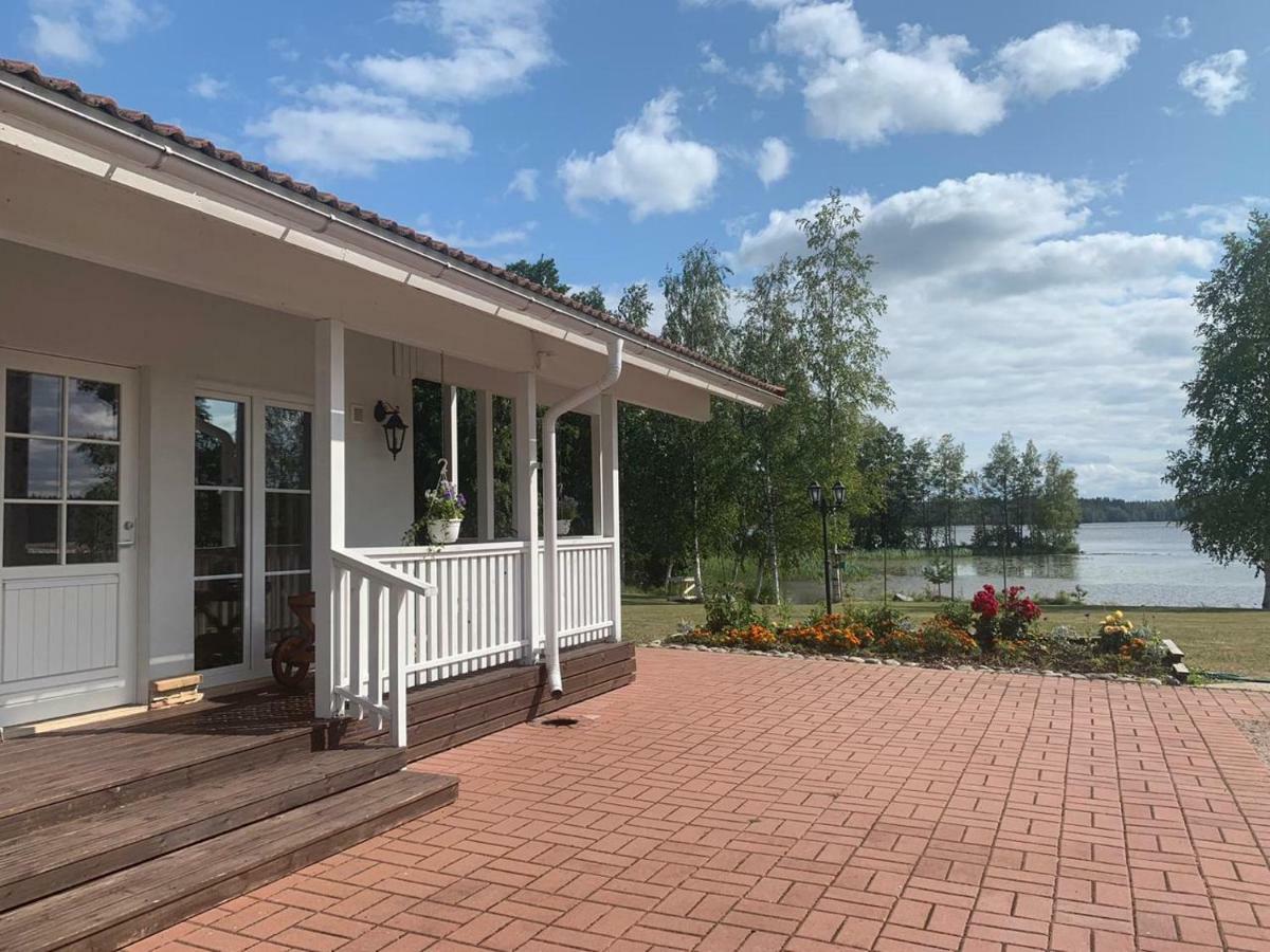 Wonderful Cottage By The Lake Hautjarvi Buitenkant foto